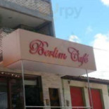 Berlim Café Exterior