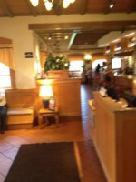 Olive Garden inside