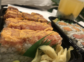 Akura Sushi food