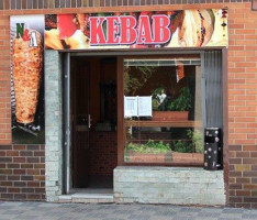 N&a Kebab A Pizza UnhoŠŤ inside