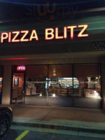 Pizza Blitz outside