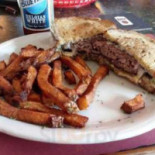 Mark's Grill Comida