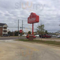 Freddy's Frozen Custard Steakburgers outside