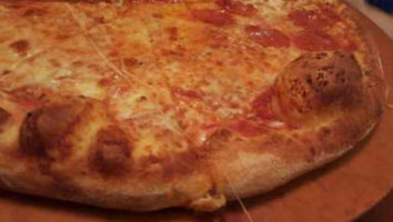 Main Street Pizza And Cafe food