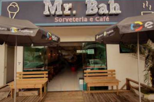 Mr. Bah Sorveteria Café outside