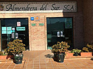 Sc Almendrera Del Sur inside
