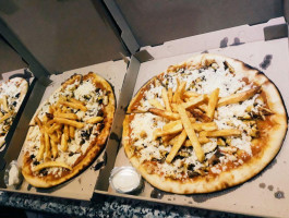 Pizzeria Tuoro food