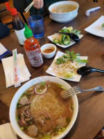 Utea Pho food