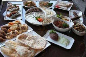 Kibe Emporio Arabe food