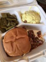 Hardeman's Bbq food