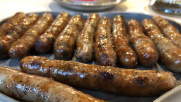 Historiche Bratwurst Glocklein food