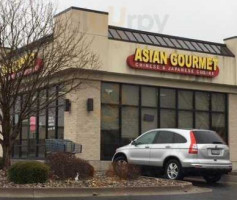 Asian Gourmet outside