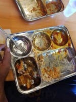 Taj Fine Indian Cuisine food