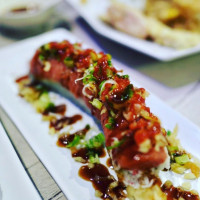 J Sushi Ramen food