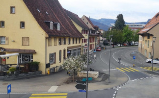 Landgasthof Weisses Kreuz inside