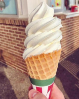 Rita's Italian Ice food