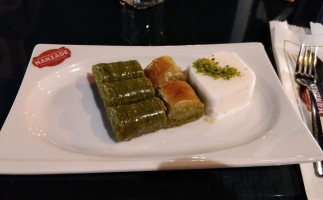 Hanzade Baklava food