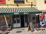 Bar Restaurante Ruiz inside