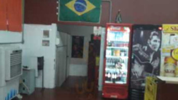 Rodrigues Bar inside