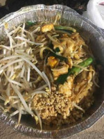 Basil Thai Bistro food