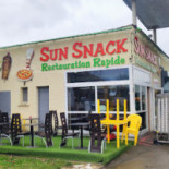 Sun Snack Dentro