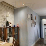 Café Y Prosa À l'intérieur