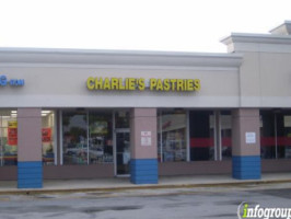 Charlie's Pastries food