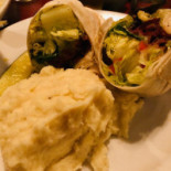 Two Buck Bar Restaurant Comida