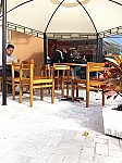 Azedinha Café people