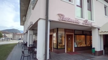 Pasticceria Piaser inside