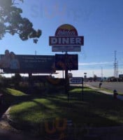 Rehoboth Diner outside