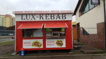 Lux-kebab outside