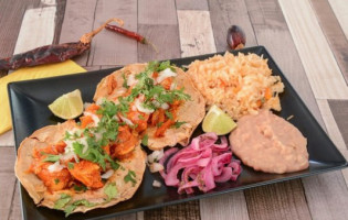 Locaux Tacos food