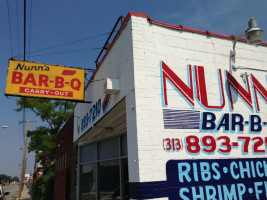 Nunn's Bar-B-Que II outside