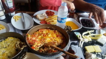 Manzara Cafe Rize food