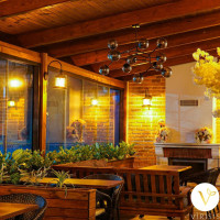 Virisis Cafe inside