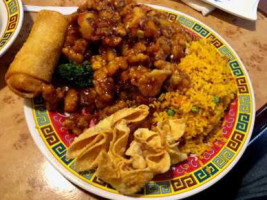 Peking Chinese Buffet food