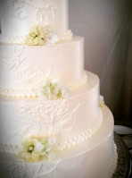 Sweet Elegance Cakes By Tracie food