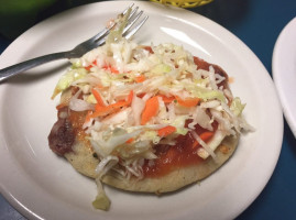 La Salvadoreña food