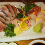 Jū Jiǔ Wū Wèi Wèi Comida