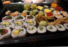 Sushi Na Ilha food
