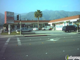 B C's Donuts outside