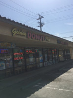 Golden Donuts Place inside