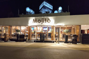 Mojito Grill outside