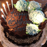 Lyndell's Bakery Comida