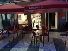 Confeitaria Aliança inside