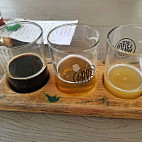 Three Heads Brewing food