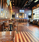 Bj's Brewhouse inside