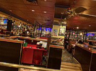 Red Robin Gourmet Burgers And Brews inside