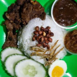 D'maksu Kitchen Comida